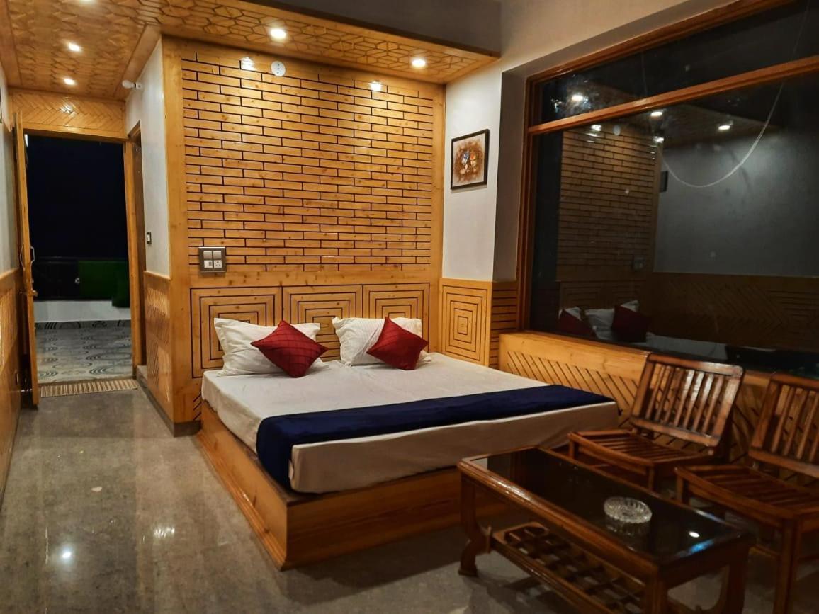 The Moonlight Stay - Shimla Esterno foto